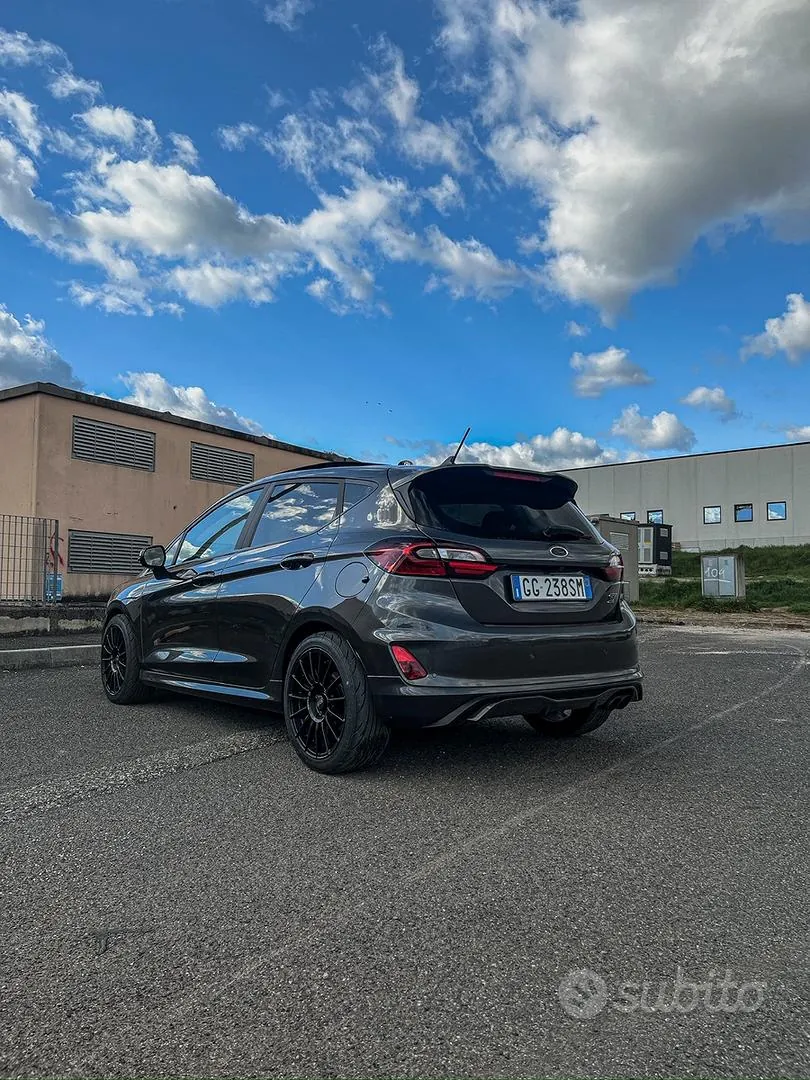 Ford Fiesta St 2022 photo 2