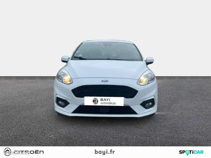 Ford Fiesta 2018 photo 2