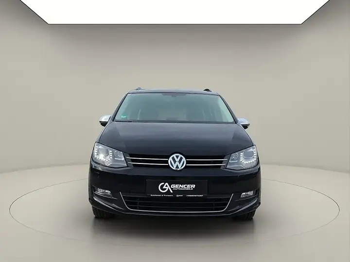Volkswagen Sharan 2018 photo 2