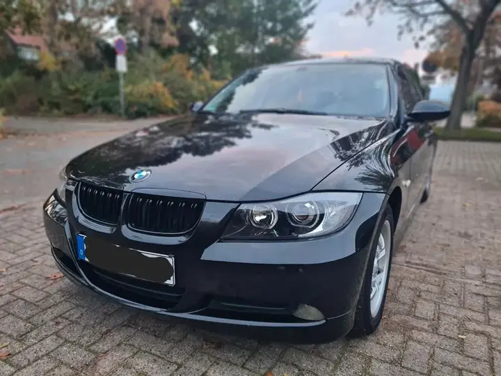 BMW 320I