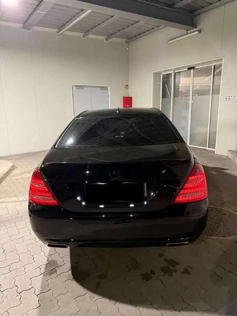 Mercedes-Benz S-Class 2011 photo 3