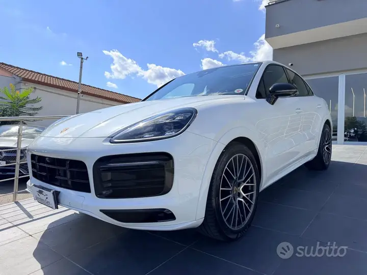 Porsche Cayenne 2021 photo 2