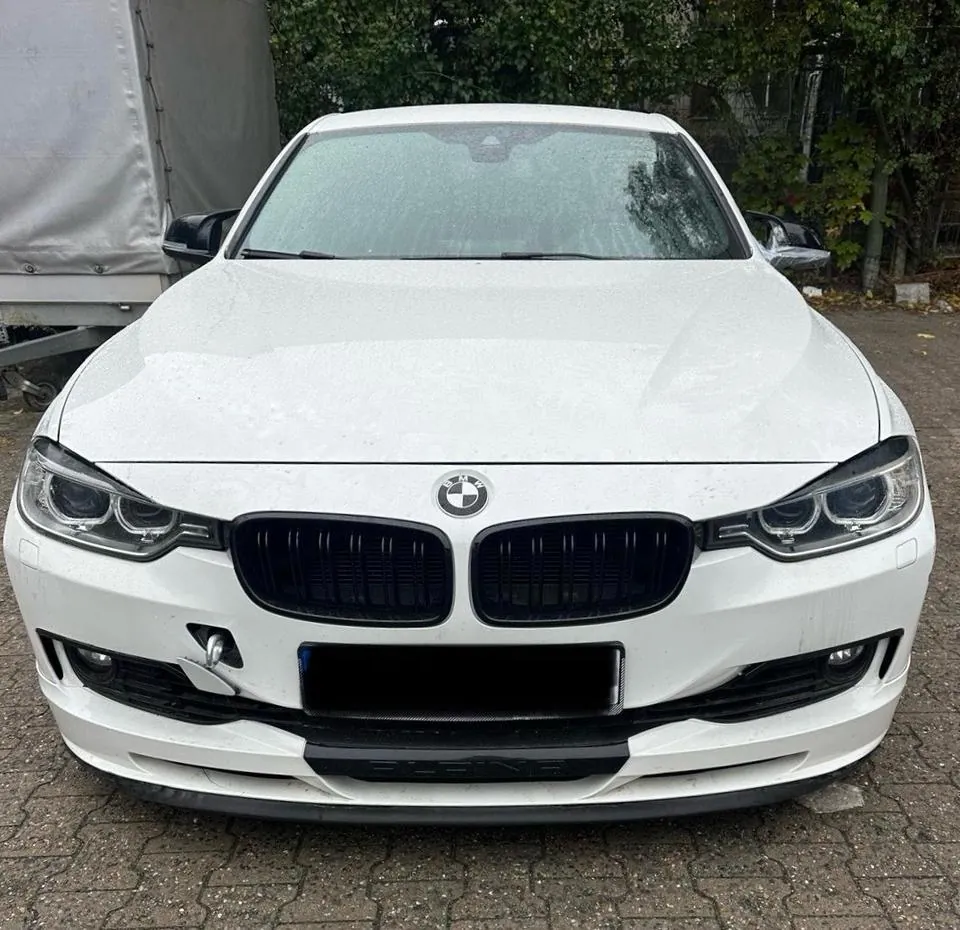 BMW 328I