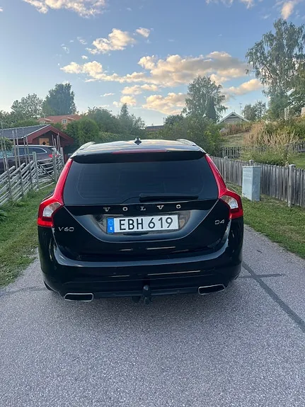 Volvo V60 2014 photo 4