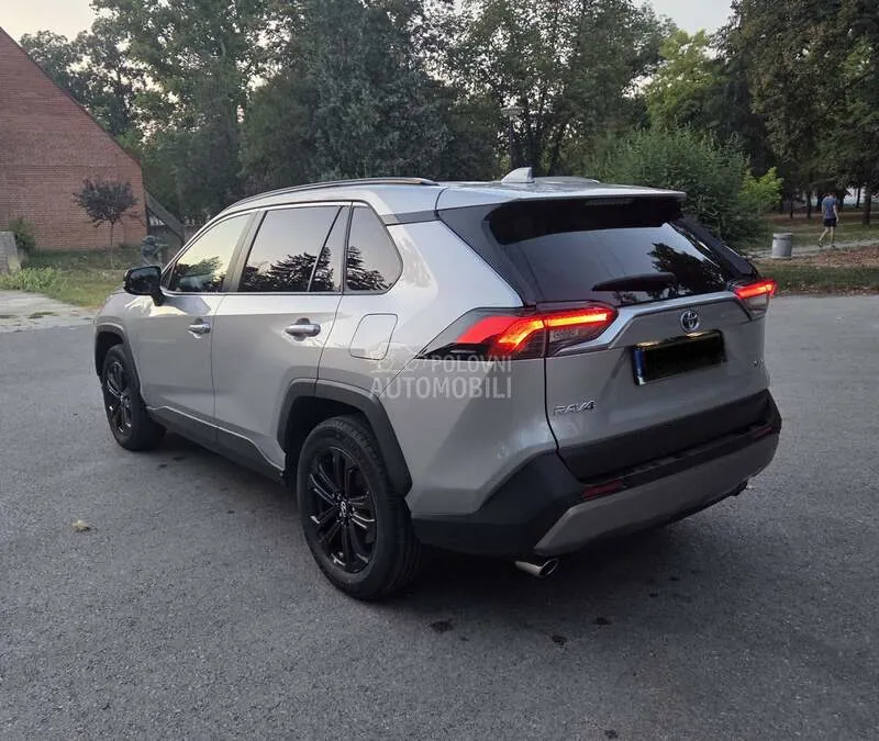 Toyota Rav 4 2024 photo 5