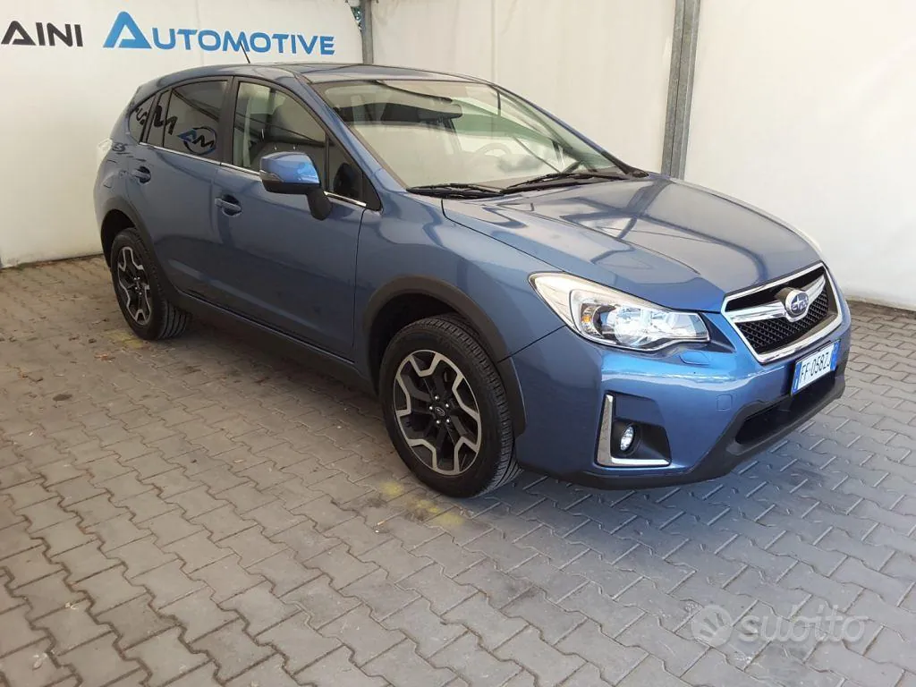 Subaru Xv 2016 photo 2