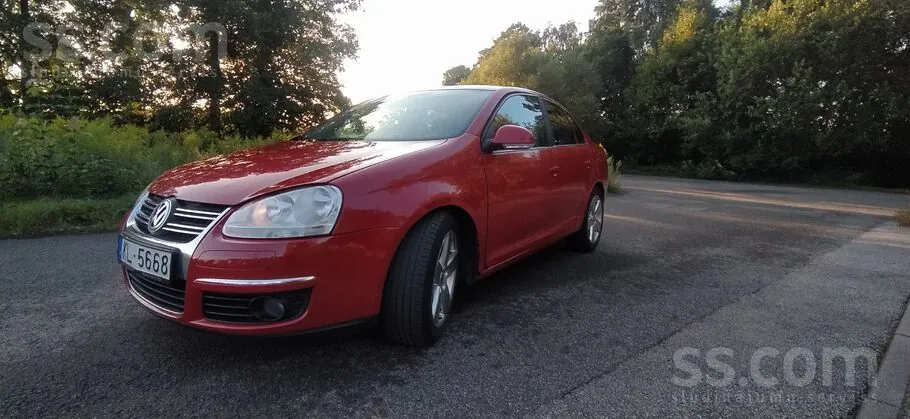 Volkswagen Jetta 2005 photo 2
