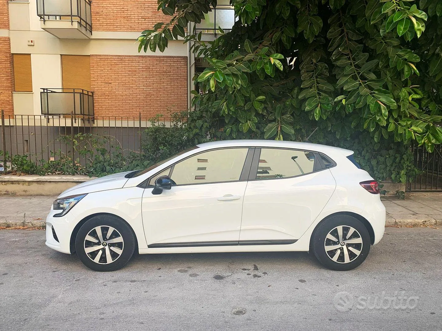Renault Clio 2023 photo 5