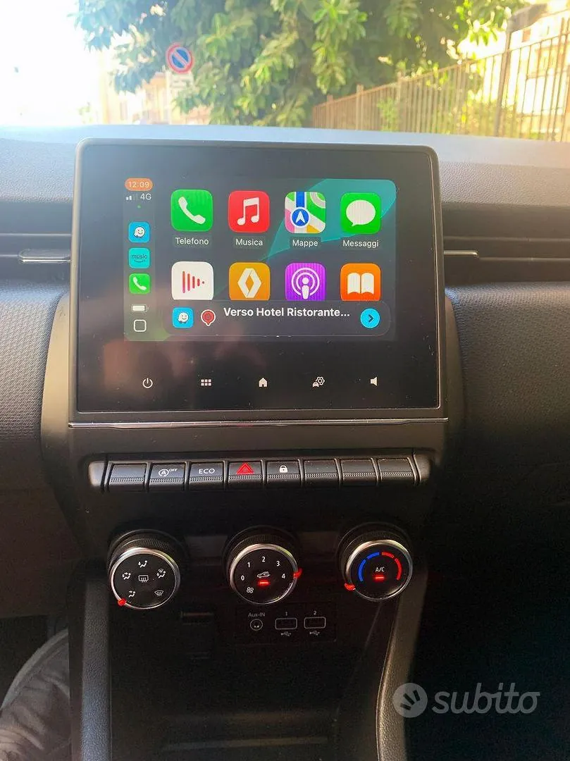 Renault Clio 2023 photo 3