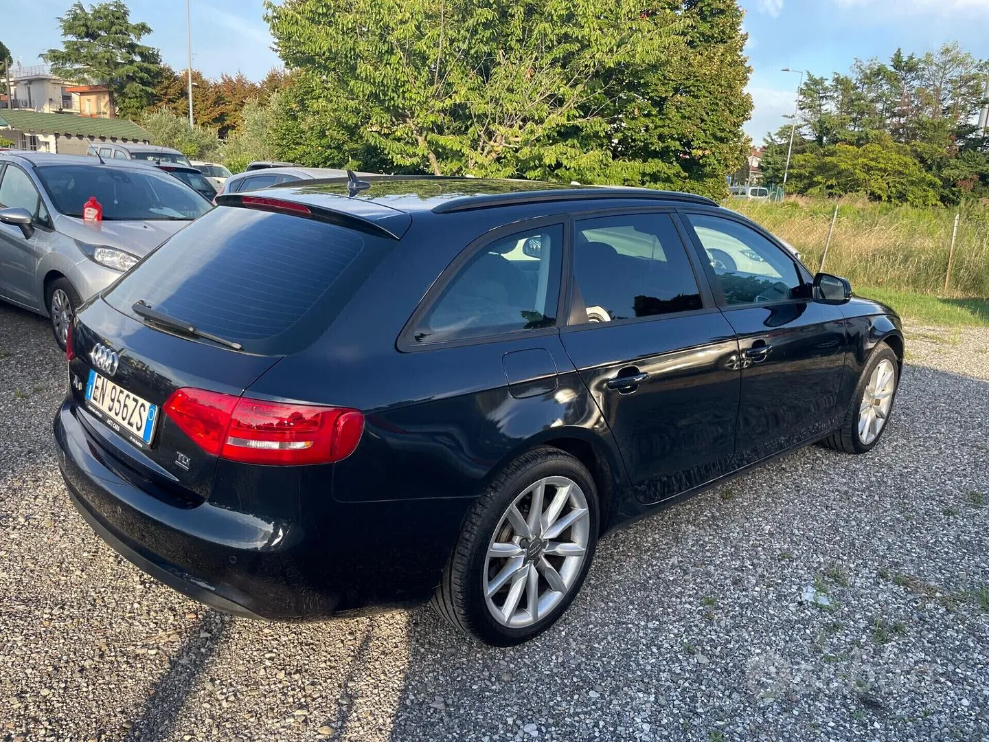 Audi A4 Avant 2012 photo 5