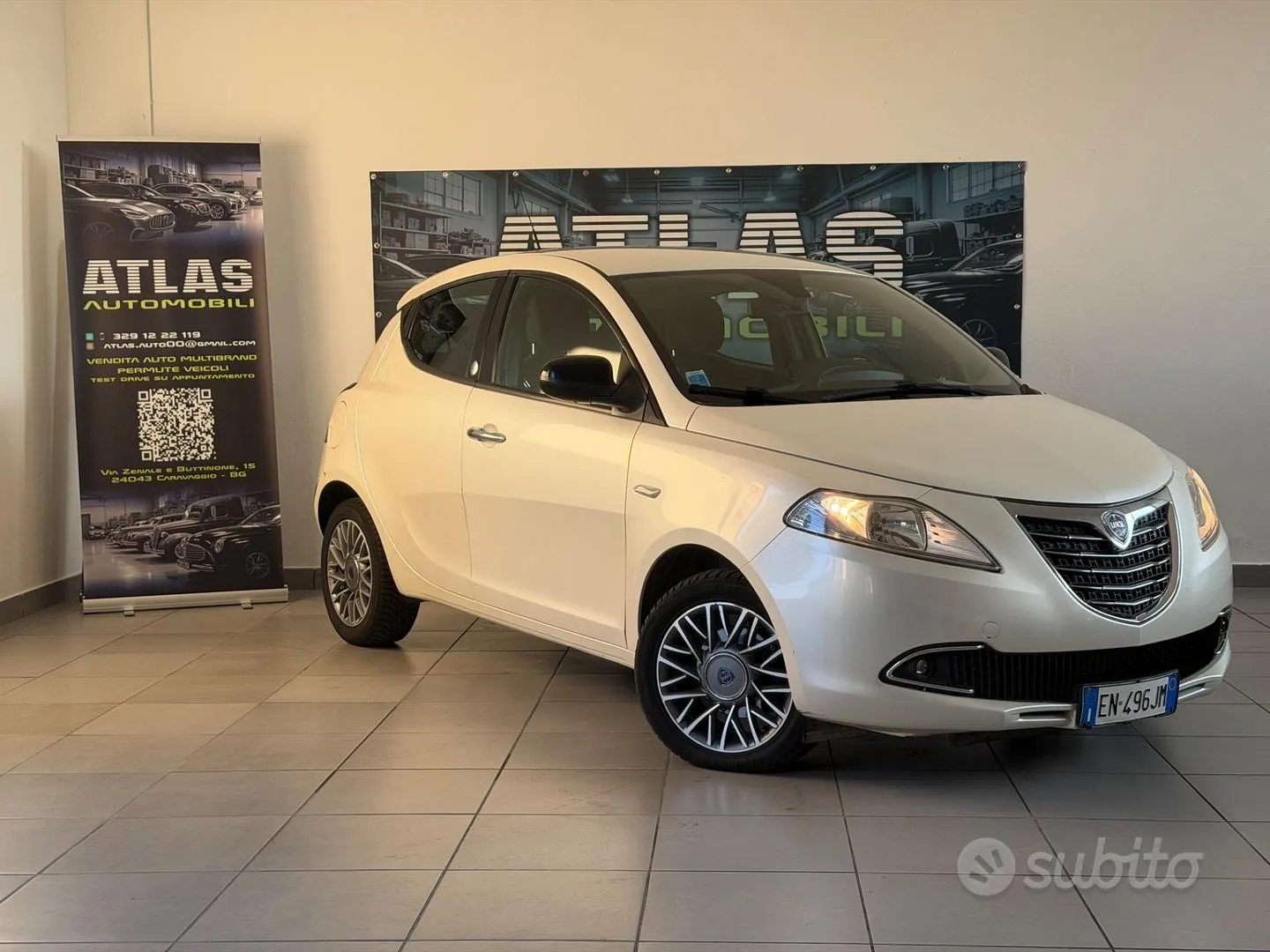 Lancia Ypsilon 2013 photo 2