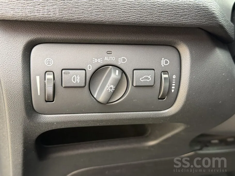Volvo V40 2016 photo 5