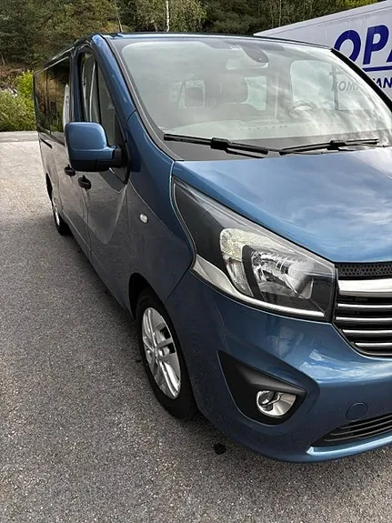 Opel Vivaro 2017 photo 2