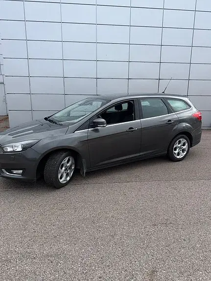 Ford Focus 2015 photo 2