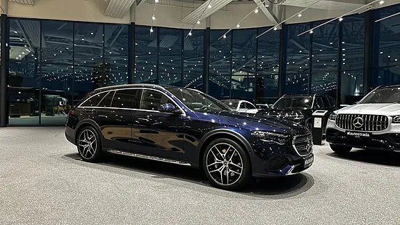Mercedes-Benz E300 2026 photo 2