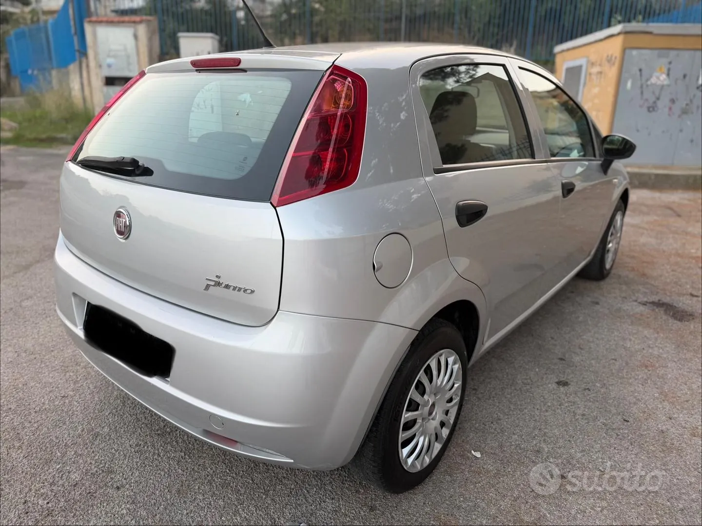 Fiat Grande Punto 2012 photo 5