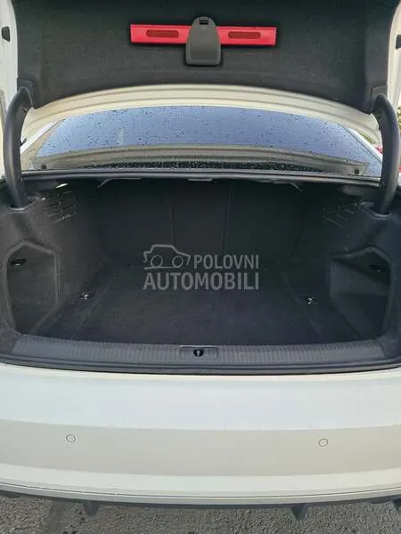 Audi A4 2016 photo 5