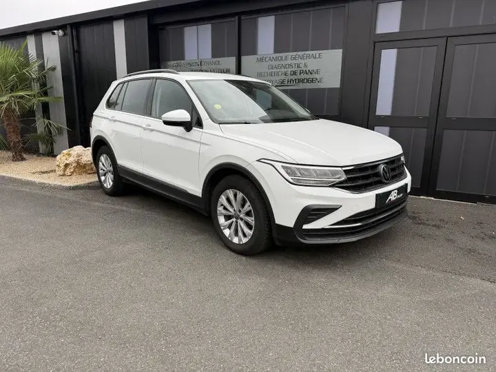 Volkswagen Tiguan 2023 photo 3