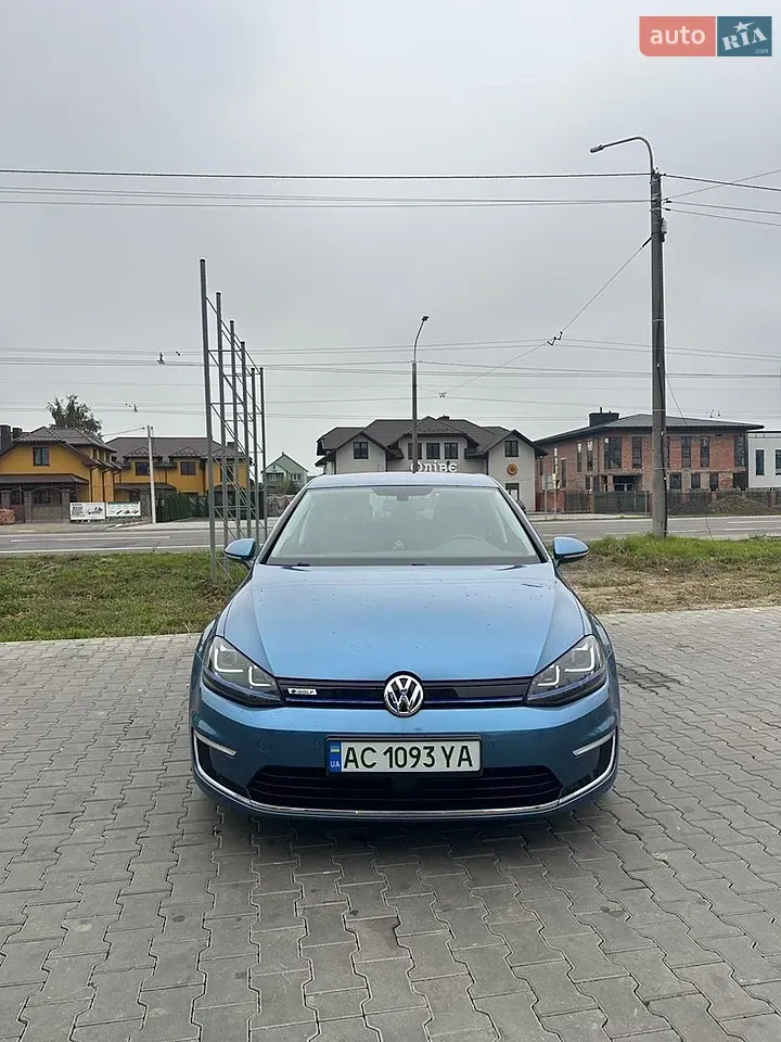 Volkswagen E-Golf 2015 photo 5