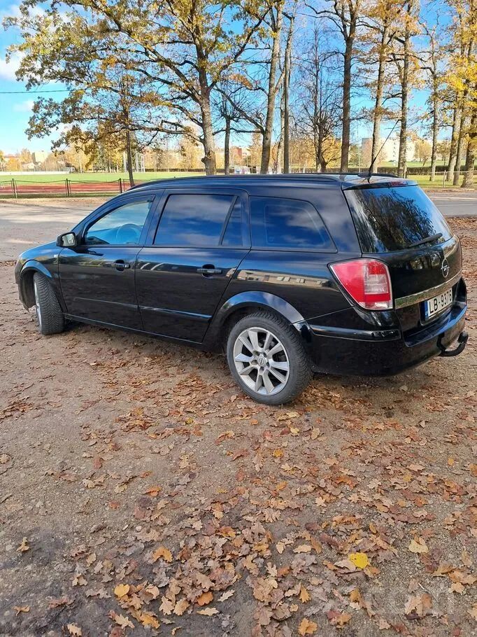 Opel Astra 2008 photo 3