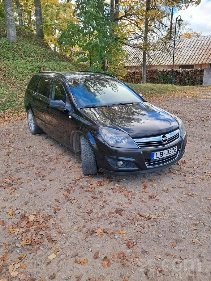 Opel Astra 2008 photo 2