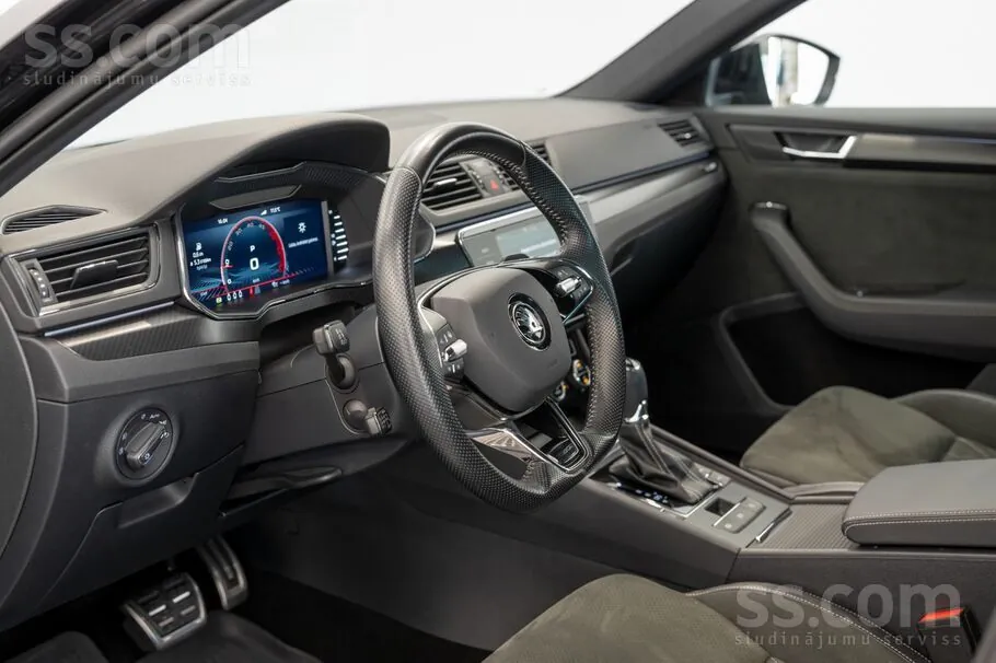Skoda Superb 2024 photo 5
