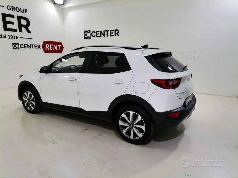 Kia Stonic 2025 photo 4