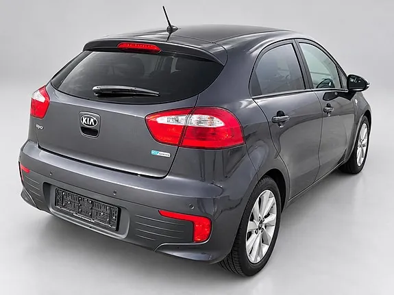 Kia Rio 2015 photo 3