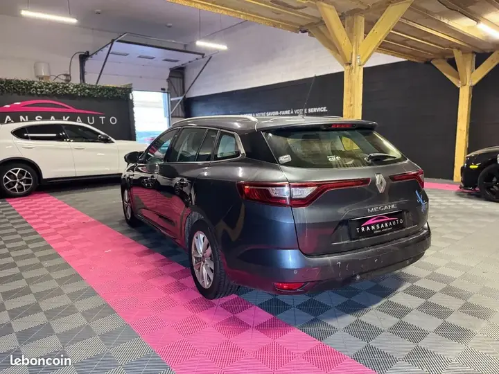 Renault Megane 2018 photo 4