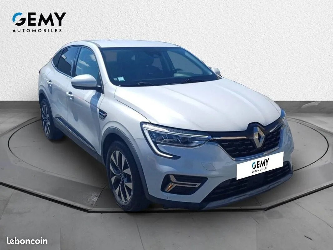 Renault Arkana 2023 photo 3