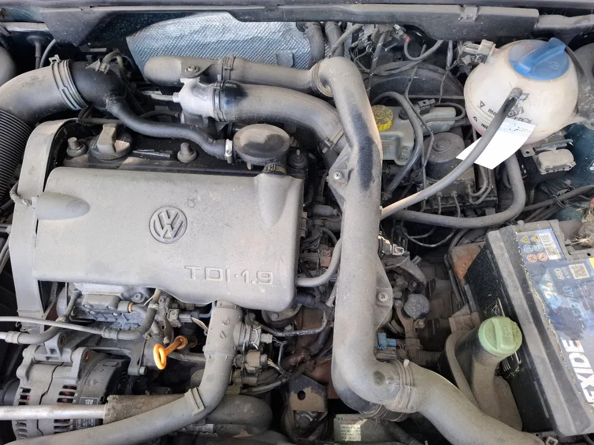 Volkswagen Golf 2000 photo 3