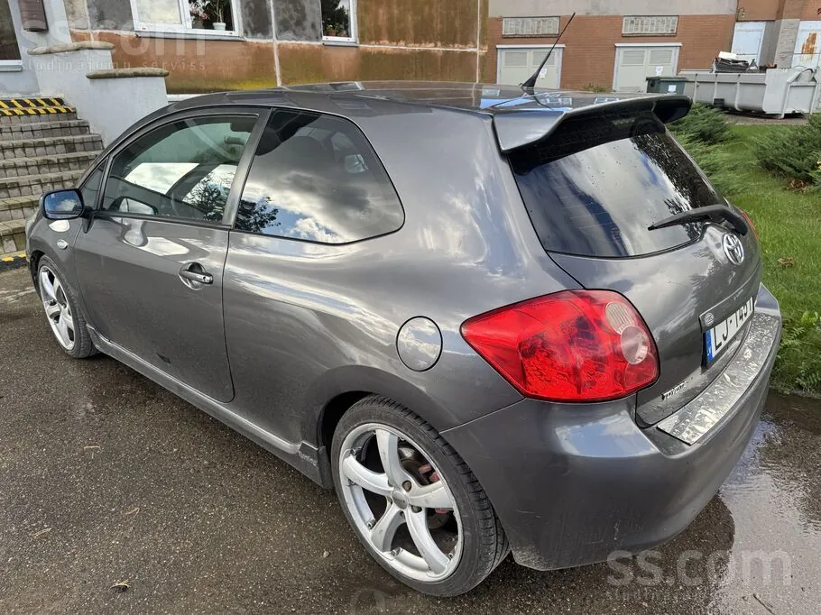 Toyota Auris 2007 photo 3