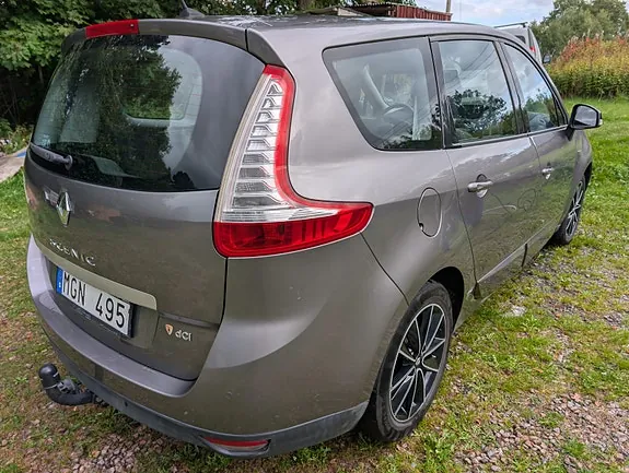 Renault Grand Scenic Iii 2012 photo 3