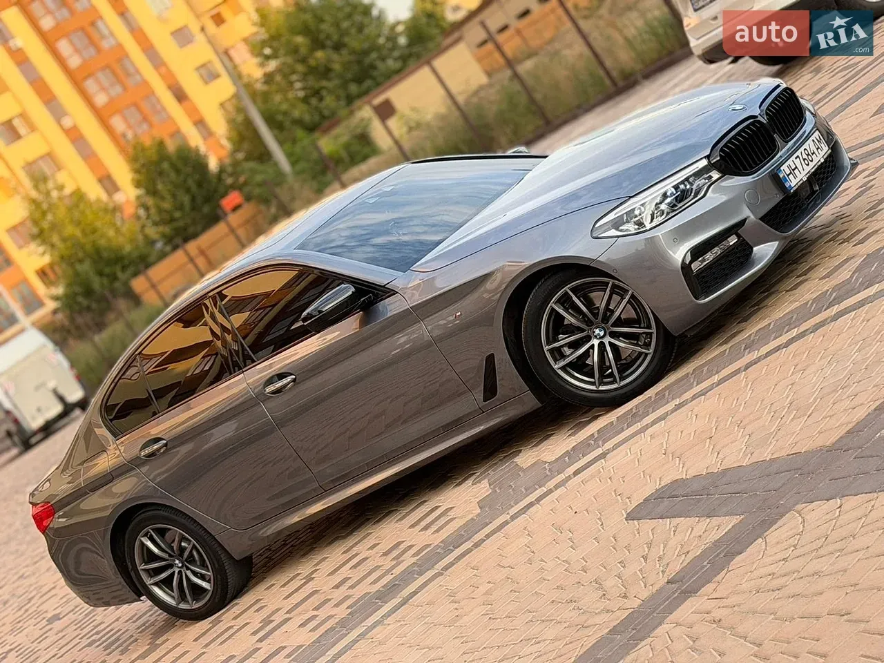 BMW 5 Series 2017 photo 2