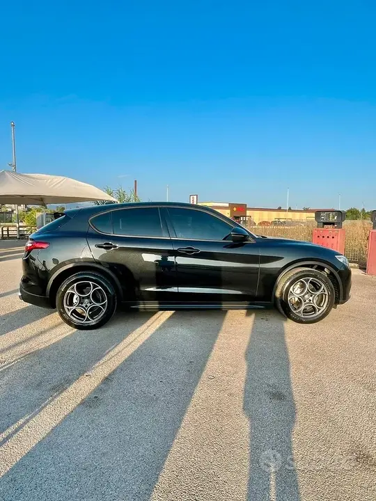 Alfa Romeo Stelvio 2019 photo 3