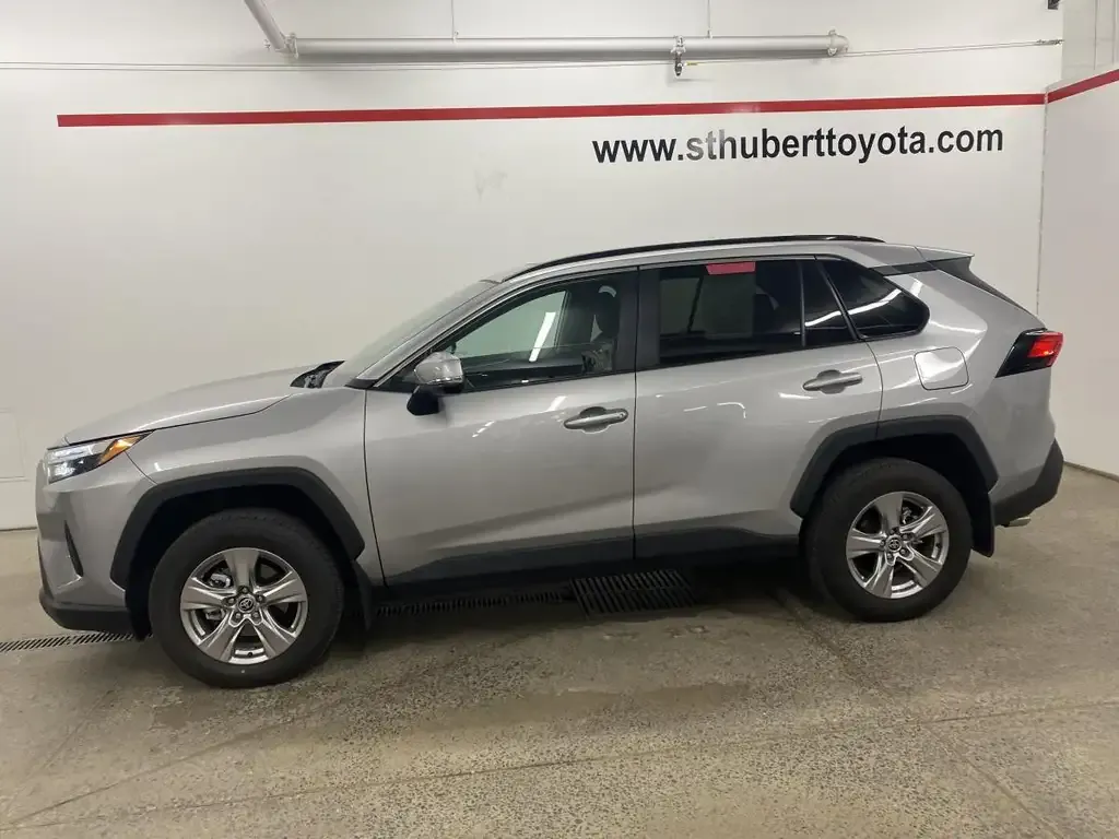 Toyota Rav4 2021 photo 2