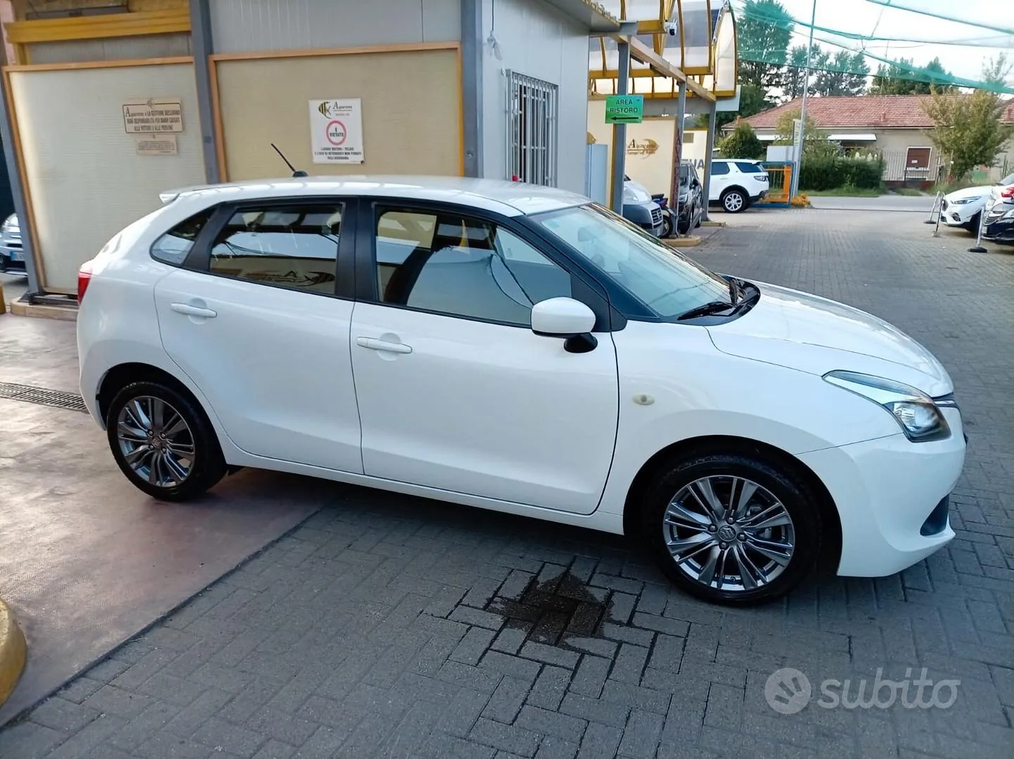 Suzuki Baleno 2017 photo 2