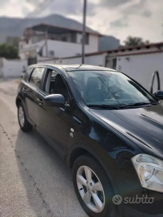 Nissan Qashqai 2008 photo 2