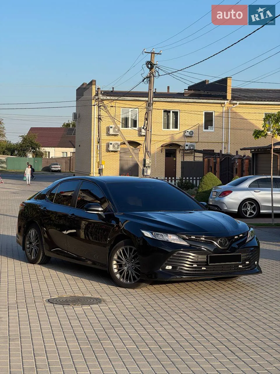 Toyota Camry 2019 photo 2