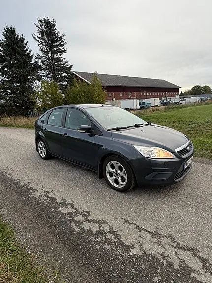 Ford Focus 2008 photo 2