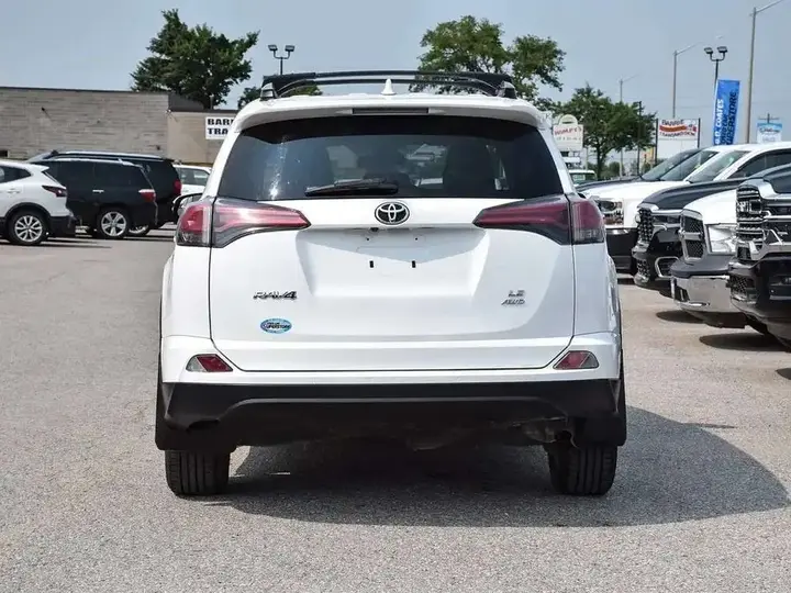 Toyota Rav4 2017 photo 5