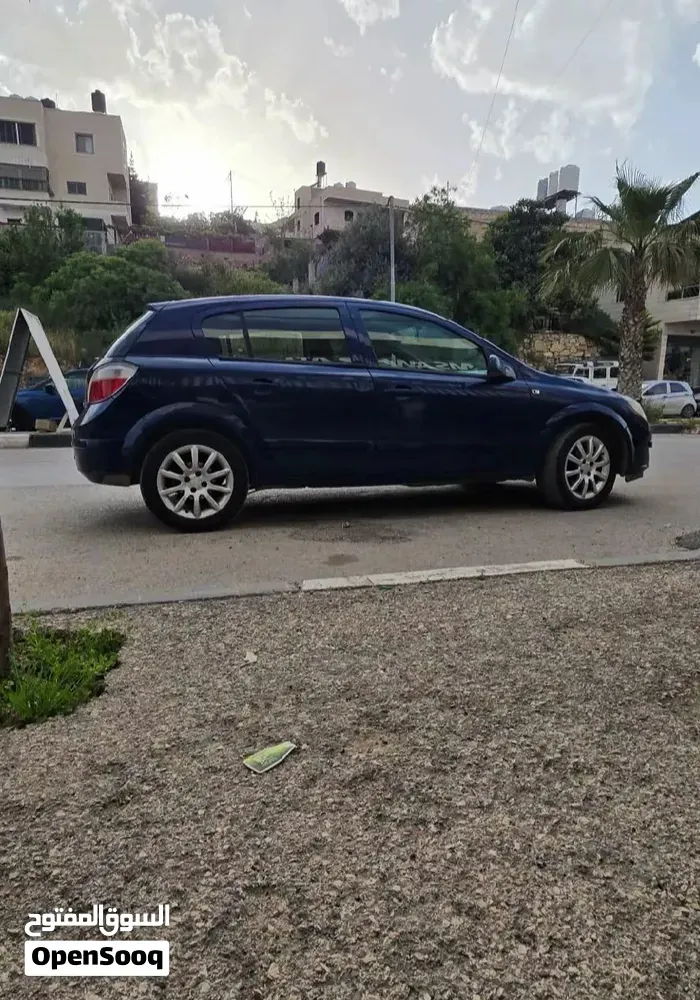 Opel Astra 2006 photo 2