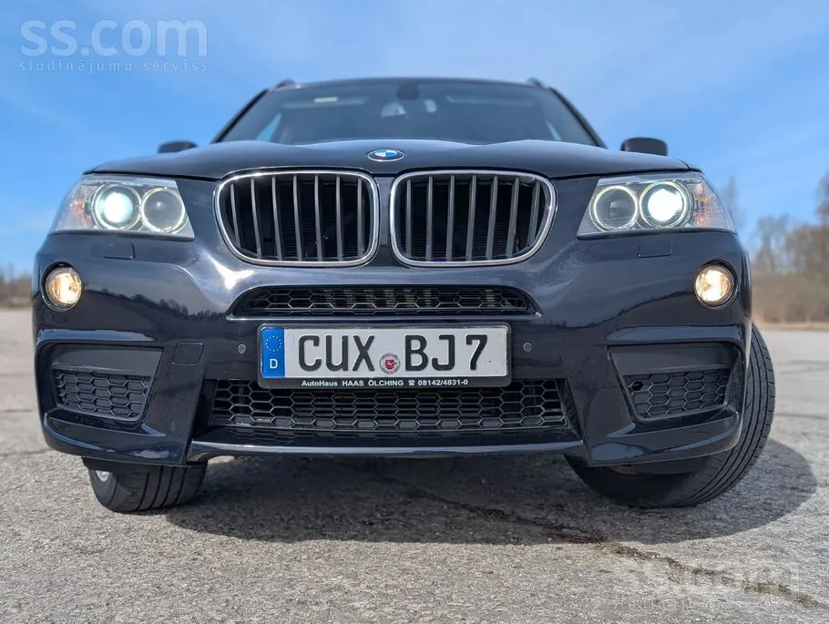 BMW X3 2012 photo 4