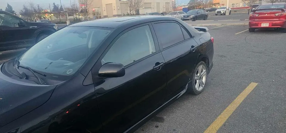 Toyota Corolla 2010 photo 3