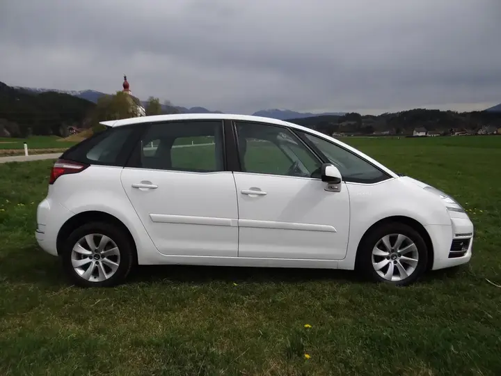 Citroen C4 Picasso 2011 photo 3