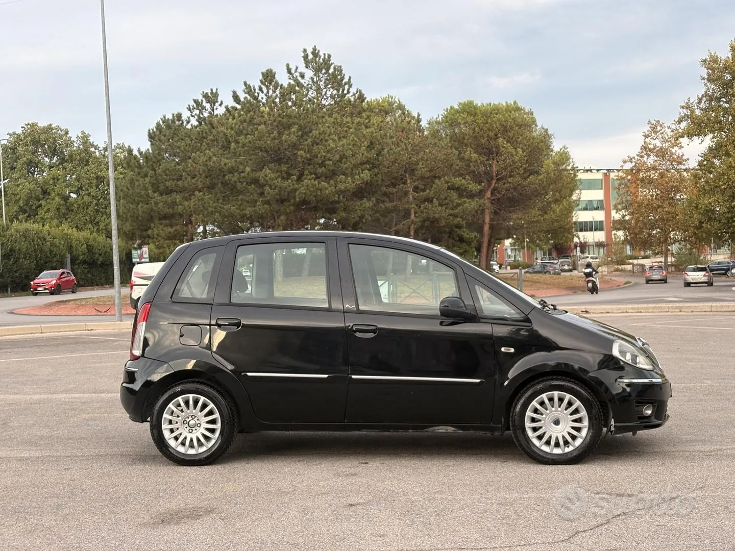 Lancia Musa 2011 photo 4