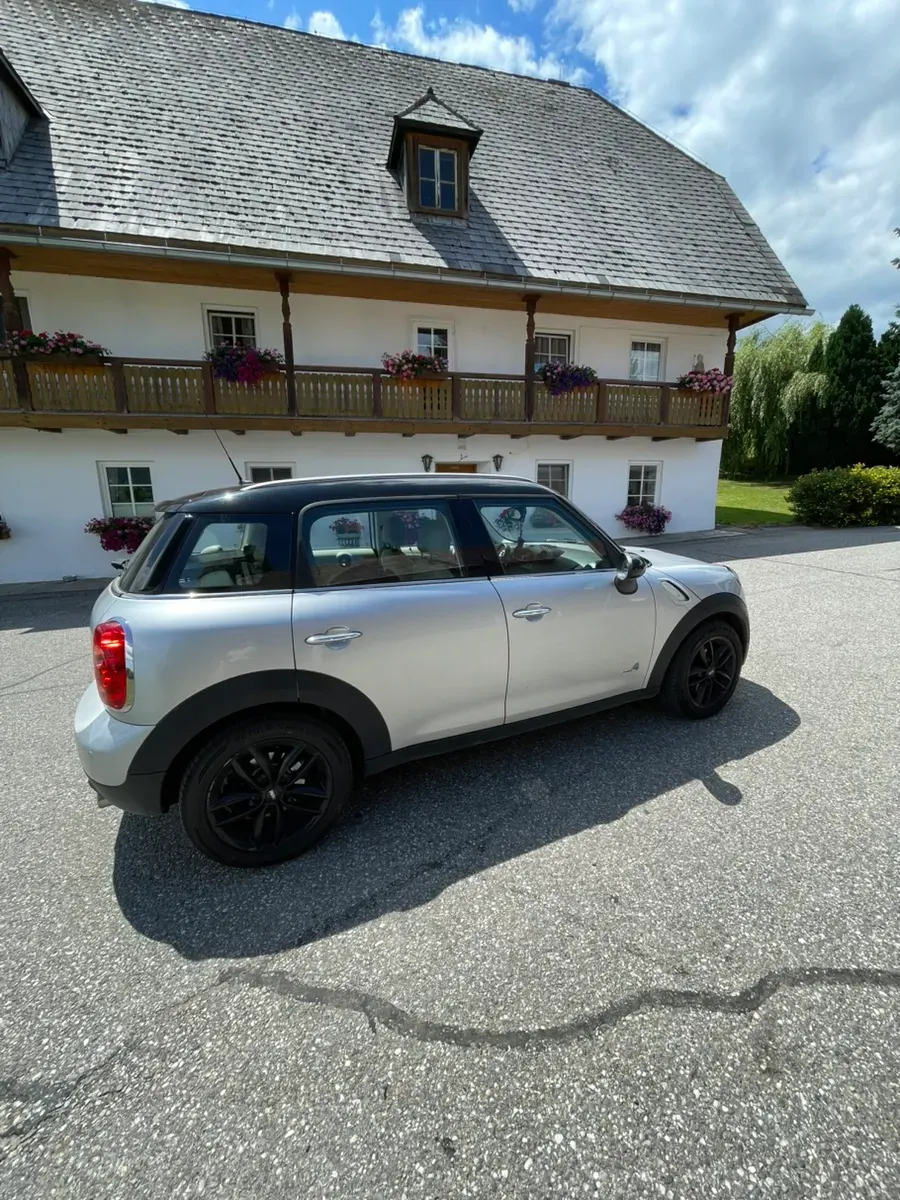 Mini Countryman 2011 photo 3