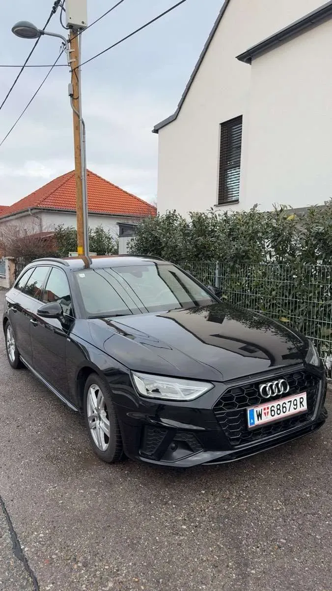 Audi A4 2023 photo 2
