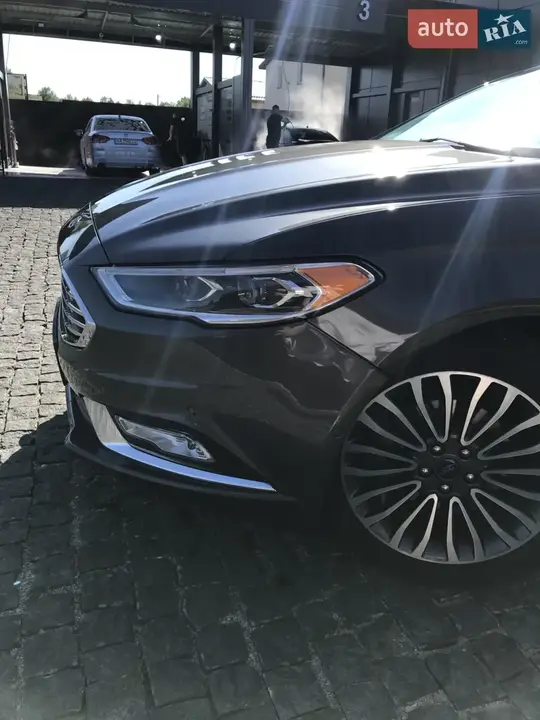 Ford Fusion 2016 photo 2