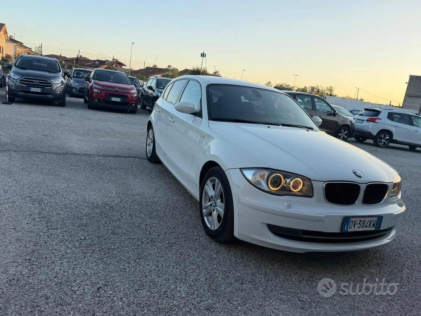 BMW 118D 2009 photo 3
